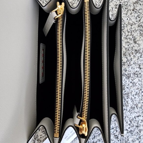 BNWT–Slightly Imperfect [ Marni Medium Trunk Shoulder Bag ✨](#186) - Picture 8 of 15